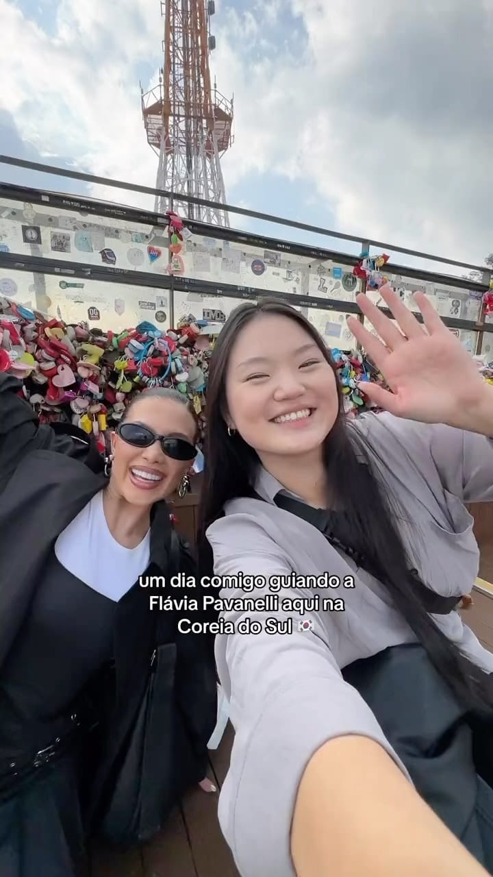 Post 10 by YUNA CHUNG, 유나 | Especialista em K-Beauty on Instagram (video)