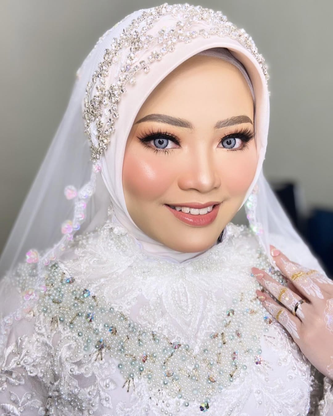 Post 9 by Jenny_mua jaksel jabodetabek on Instagram (carousel)