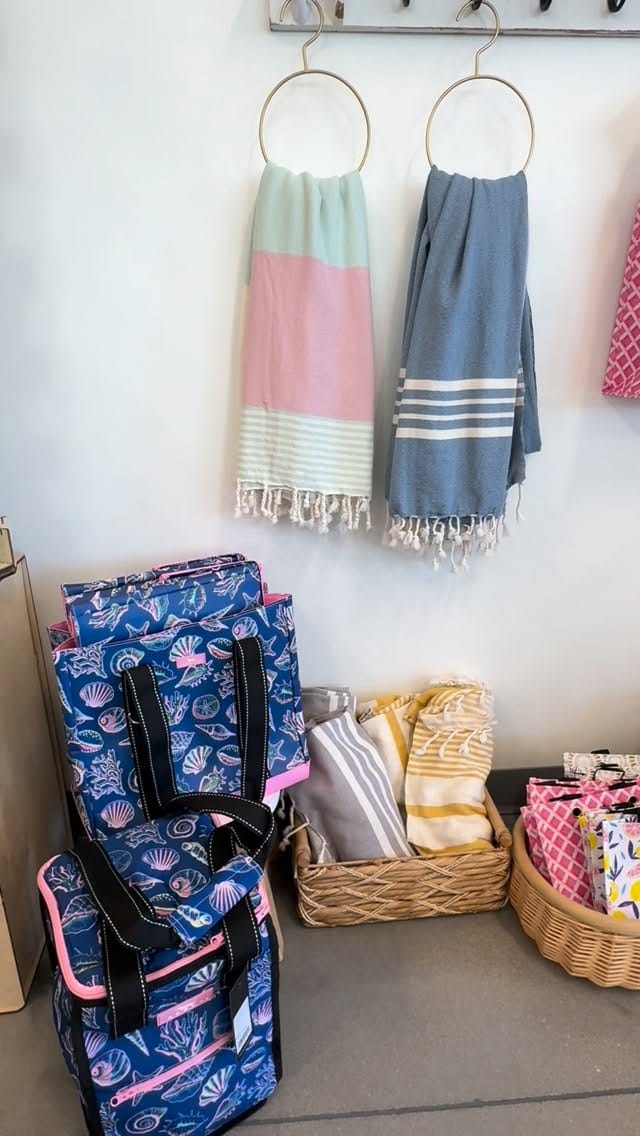 Post 2 by Simply j Boutique on Instagram (video)