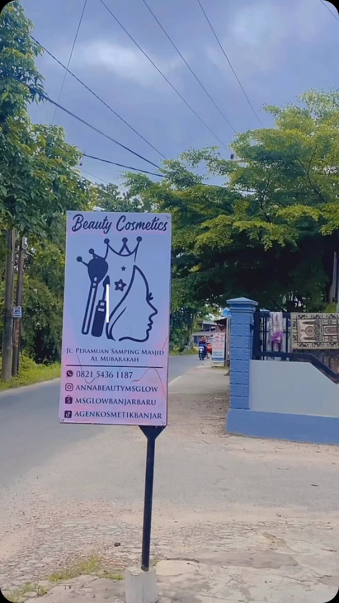 Post 8 by Annabeautyshop on Instagram (video)