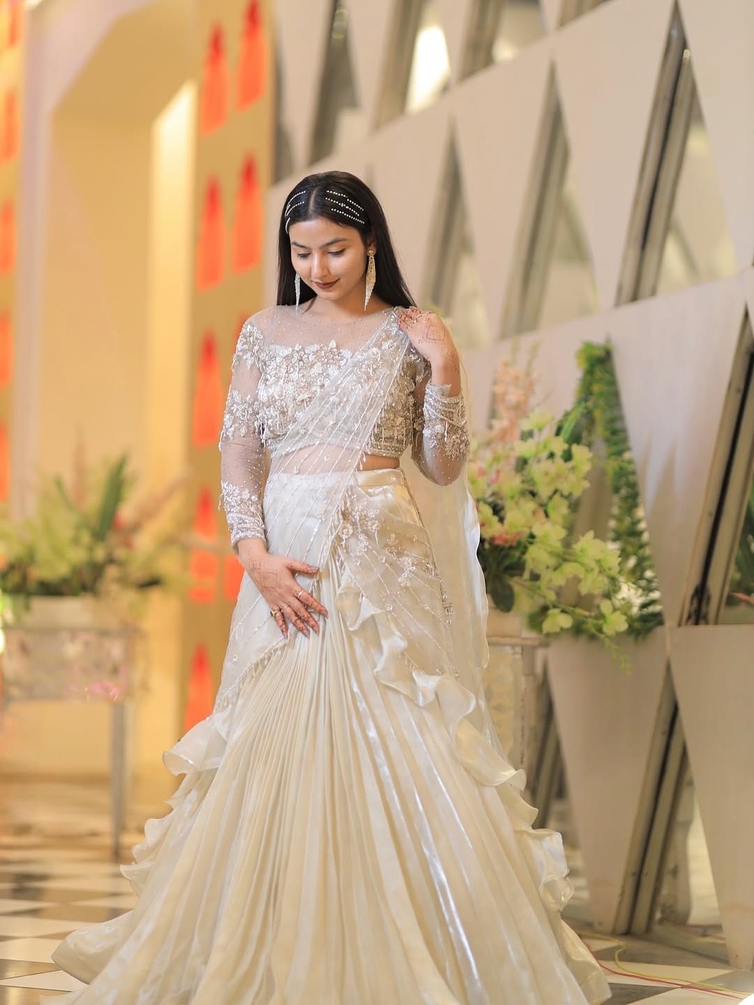 Post 8 by Vaibhavi Machwe on Instagram (carousel)