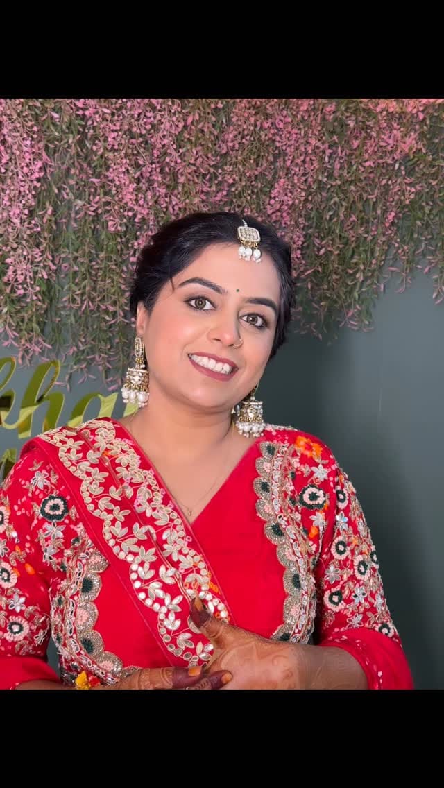 Post 7 by Vaibhavi Machwe on Instagram (video)
