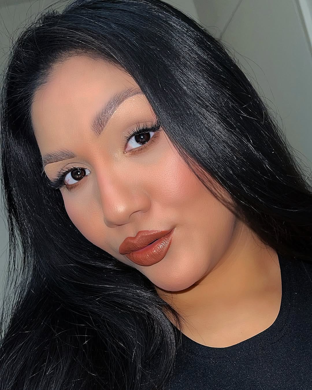 Post 2 by Adriana Sanchez| Makeup on Instagram (carousel)