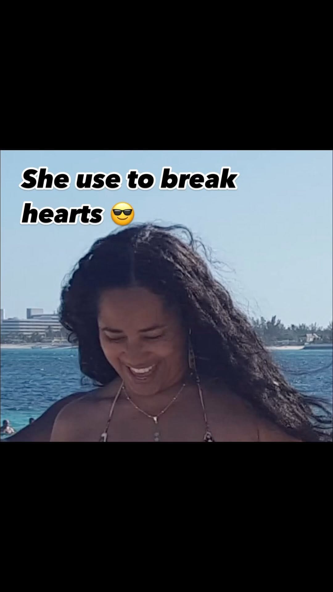 Post 6 by J.A on Instagram (video)