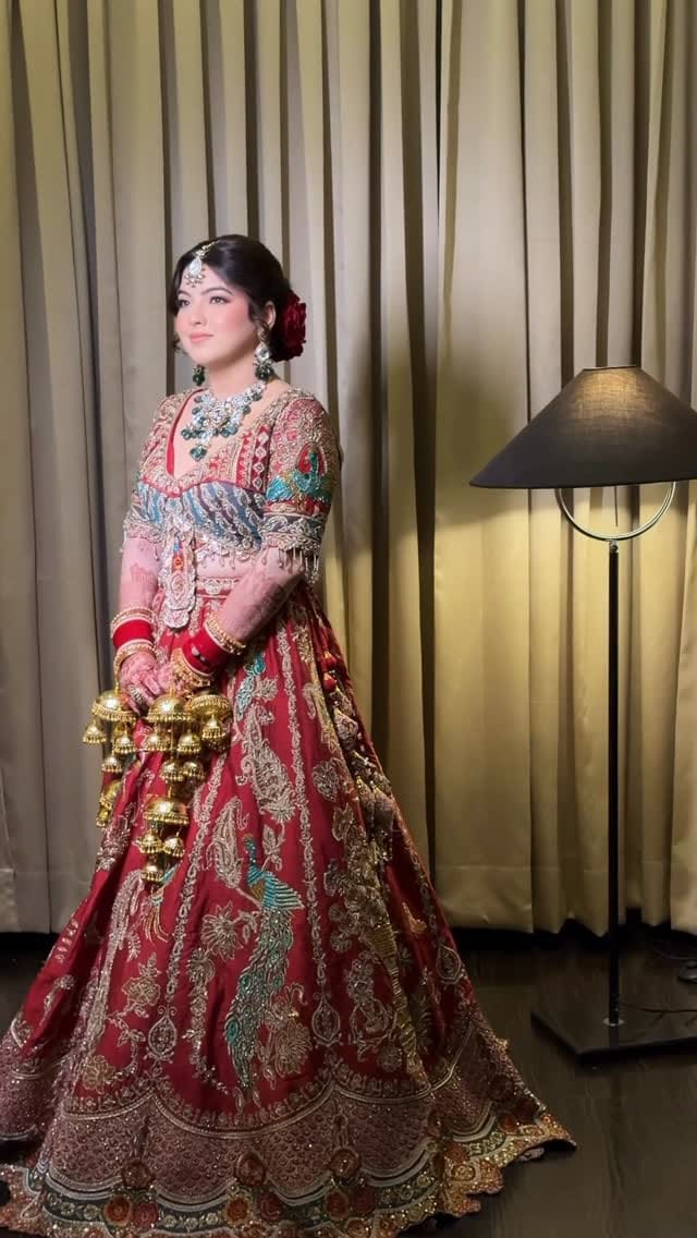 Post 3 by Shilpa Artistry on Instagram (video)