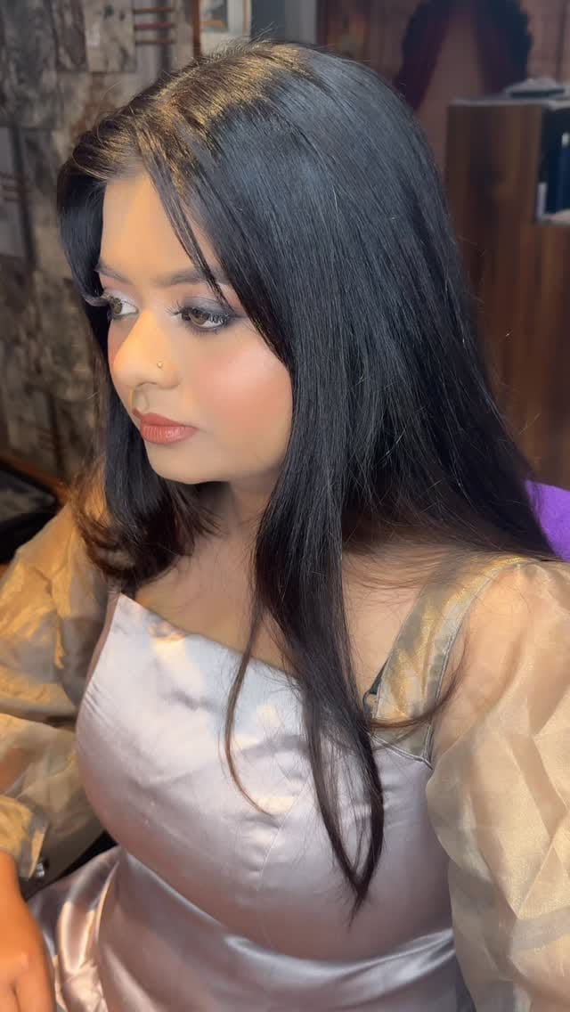 Post 4 by #Lucknowmakeupartist on Instagram (video)
