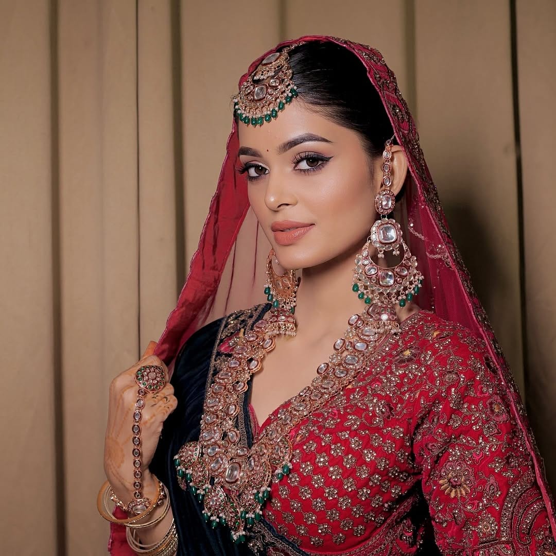 Post 9 by #Lucknowmakeupartist on Instagram (image)