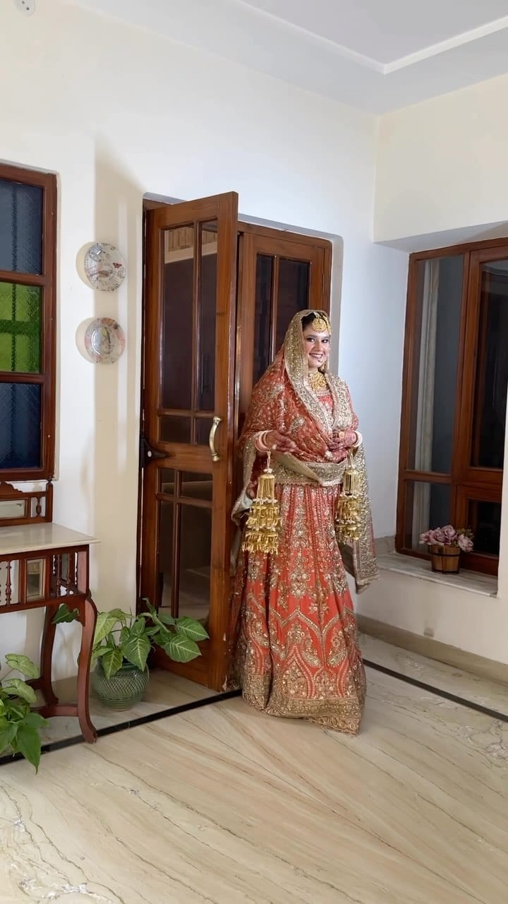 Post 10 by MAKEUP ARTIST | SUPREET MANN on Instagram (video)