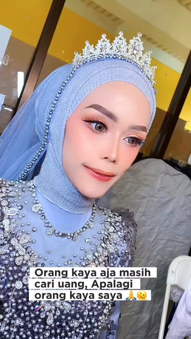 Post 1 by MUA JABODETABEK & SEKITARNYA on Instagram (video)