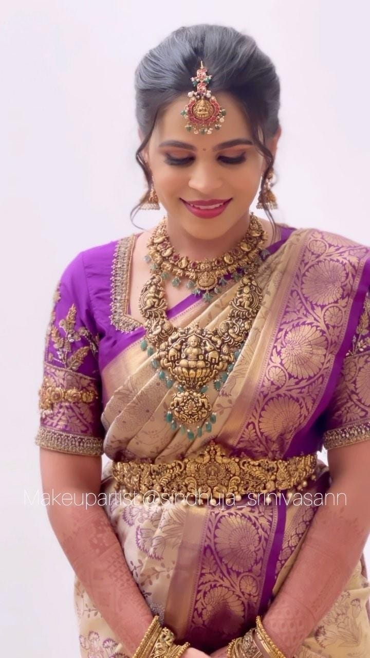 Post 10 by Sindhuja Srinivasan| Makeup Artist on Instagram (video)