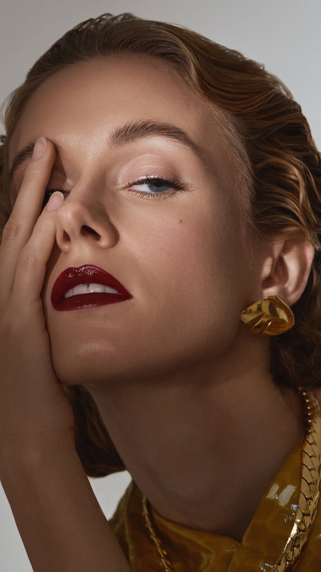 Post 5 by Livia Santini Make up artist Marche Umbria Emilia Romagna on Instagram (video)