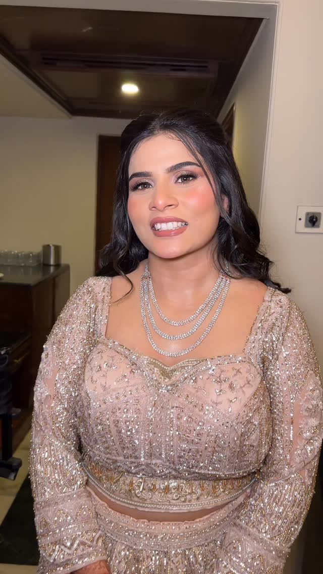 Post 6 by Mandeep kaur / Bridal makeup artist on Instagram (video)