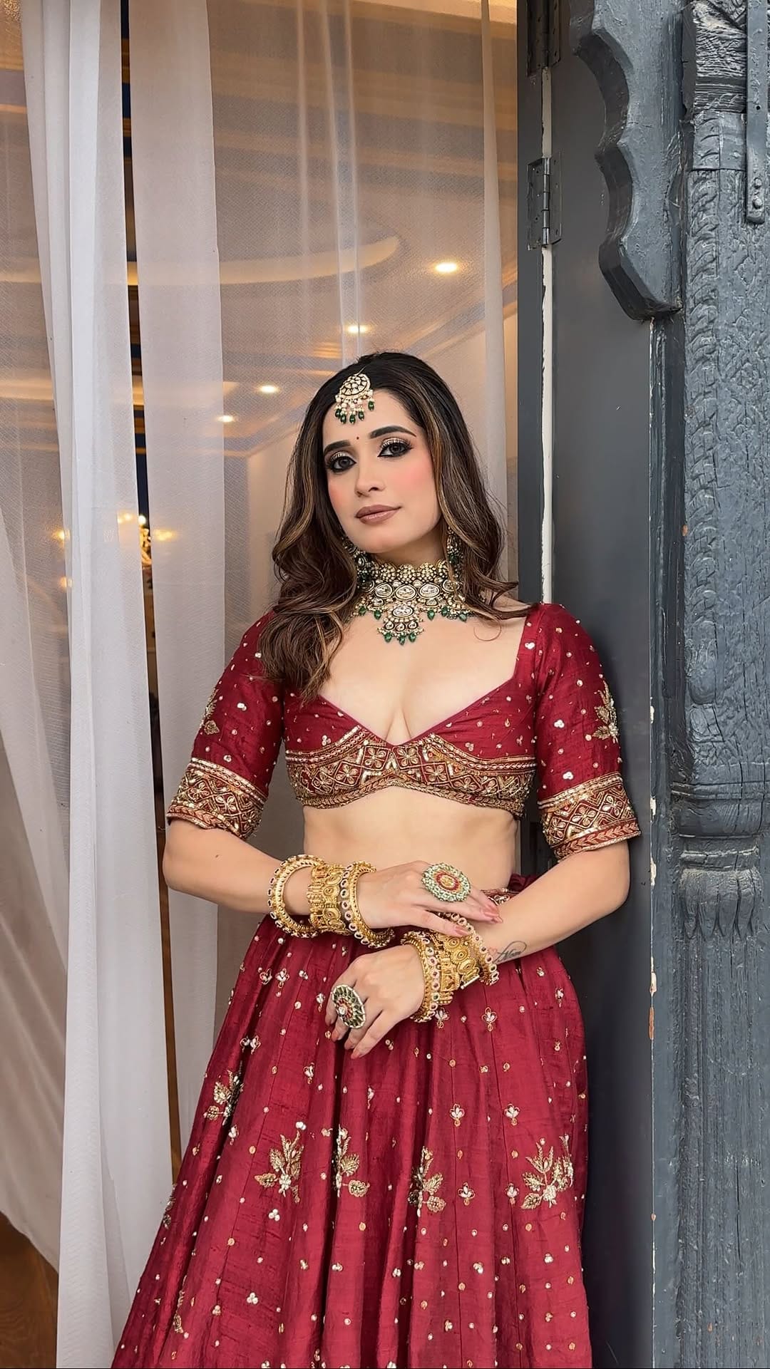 Post 8 by Mandeep kaur / Bridal makeup artist on Instagram (video)