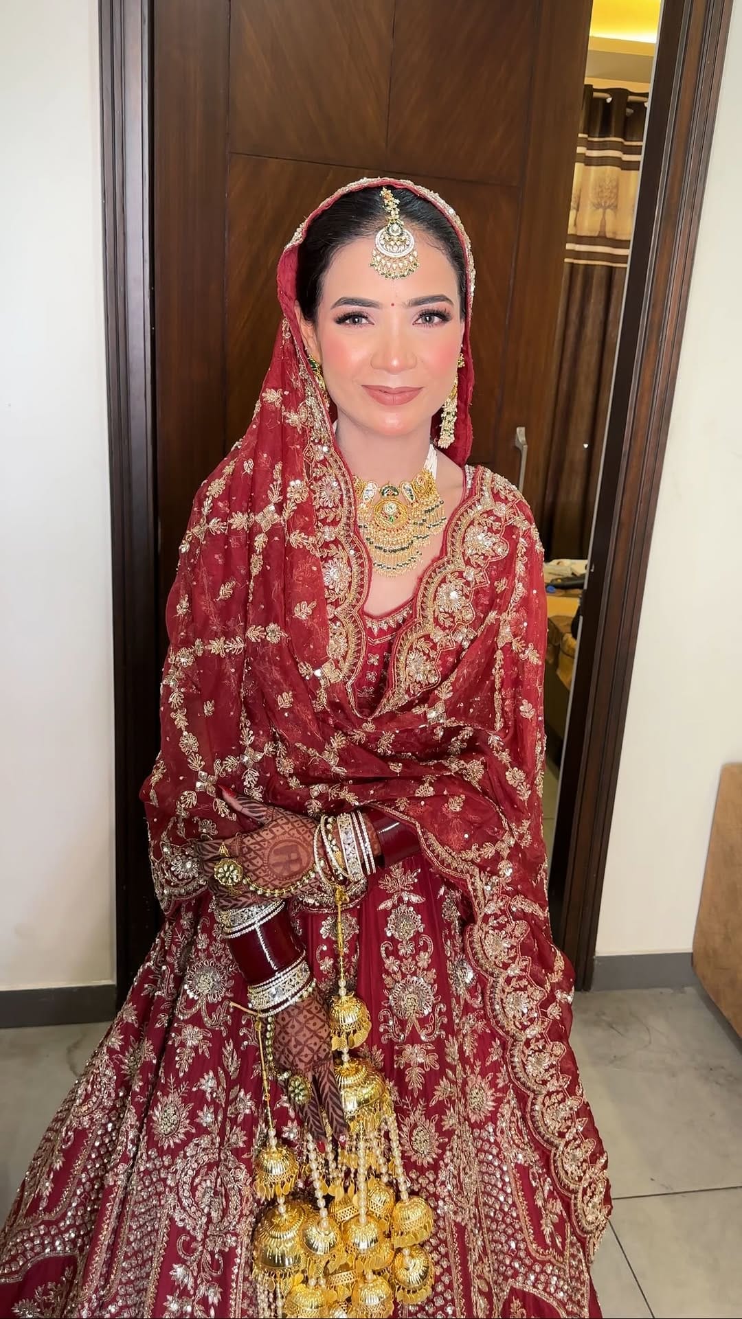 Post 1 by Mandeep kaur / Bridal makeup artist on Instagram (video)
