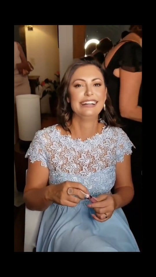 Post 8 by ANA CALITO | Penteado e Maquiagem - Noivas e  Debutantes on Instagram (video)