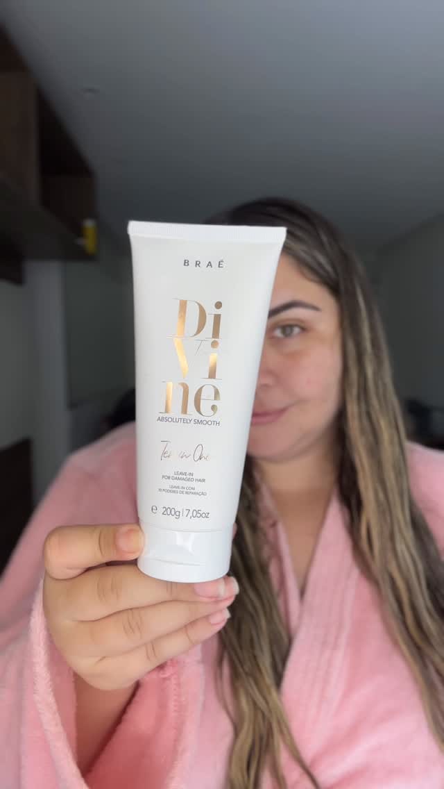 Post 8 by CAMILA SANTOS on Instagram (video)