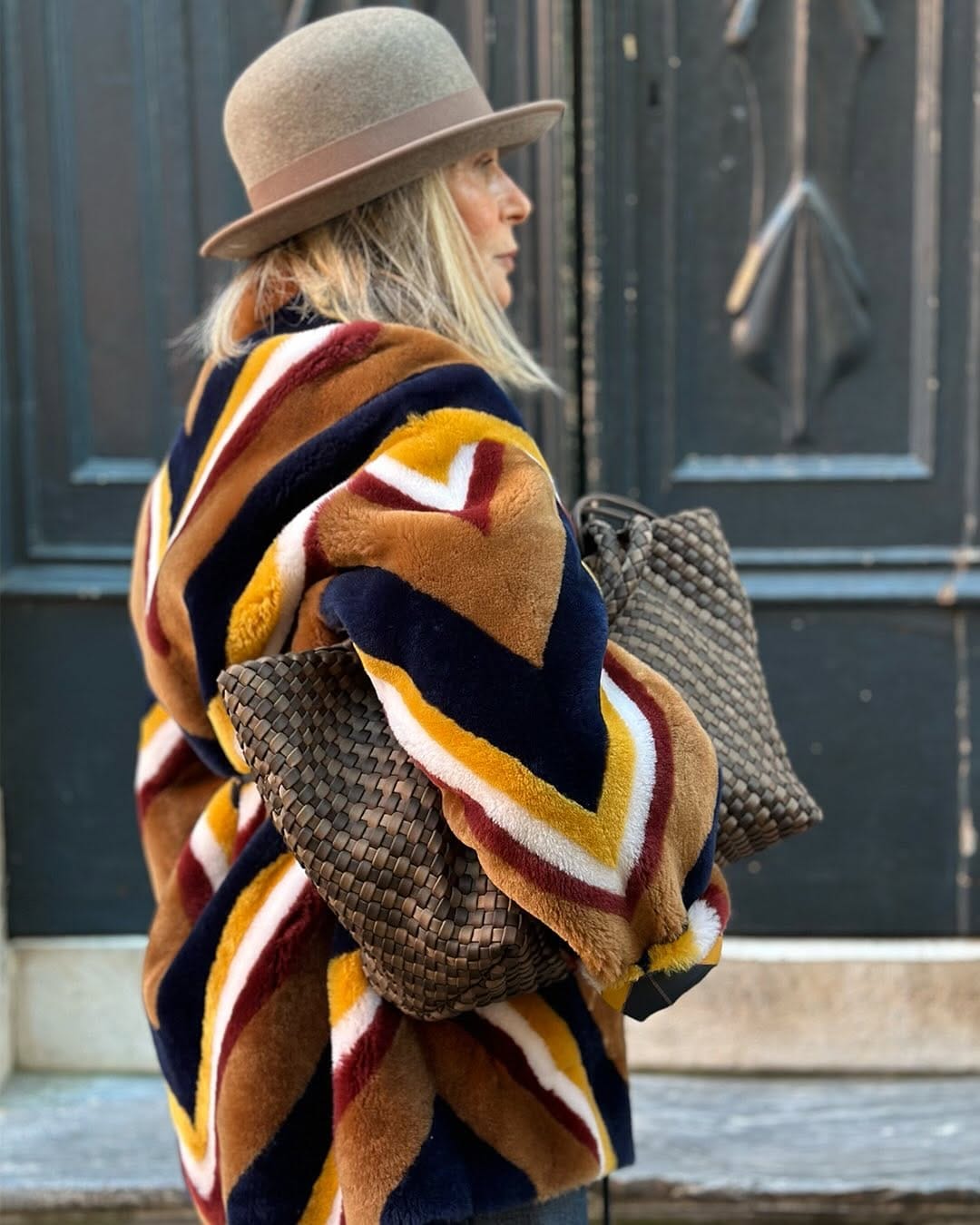 Post 3 by ZOE Boutiques on Instagram (carousel)
