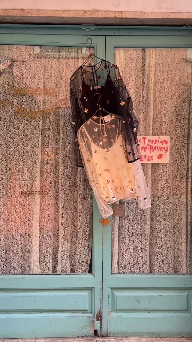 Post 1 by ZOE Boutiques on Instagram (video)