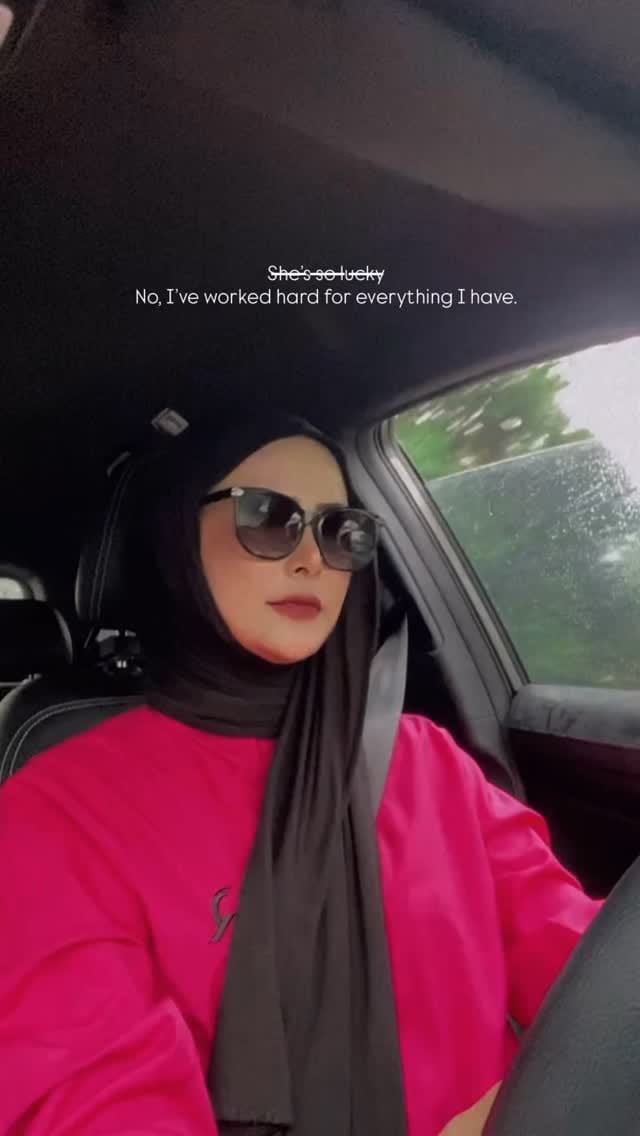 Post 6 by 𝗜’𝗺 𝗔 𝗗𝗿𝗲𝗮𝗺𝗖𝗮𝘁𝗰𝗵𝗲𝗿 on Instagram (video)