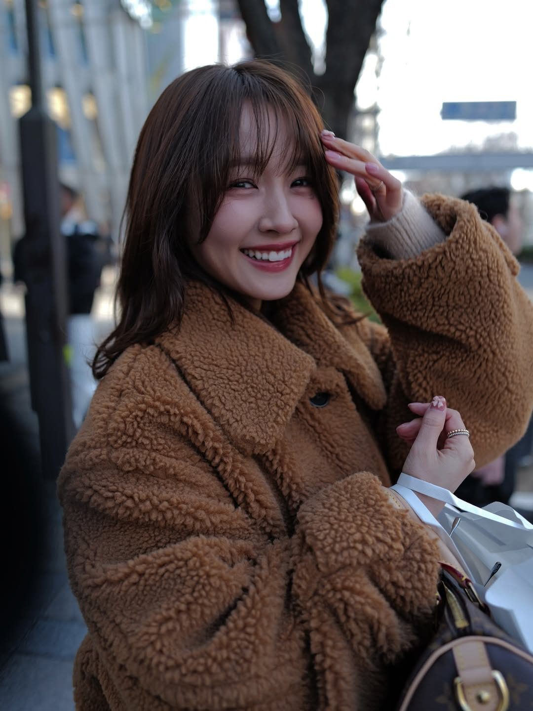 Post 2 by 前田希美 まえのん on Instagram (carousel)