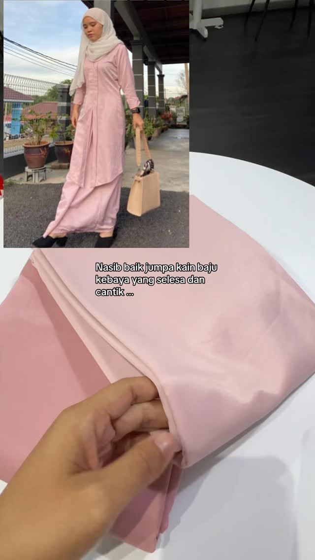 Post 1 by Kain pasang terbaru pilihan keluarga anda on Instagram (video)