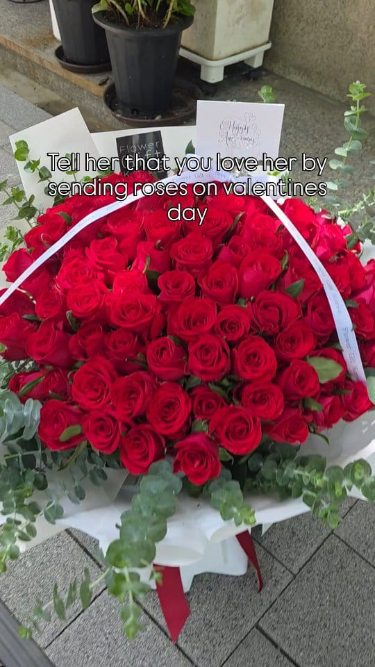 Post 4 by Flower Gift Korea on Instagram (video)
