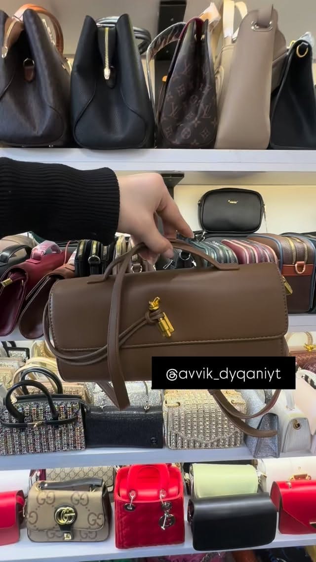 Post 7 by AVVIK Dyqani Yt Ipreferuar on Instagram (video)
