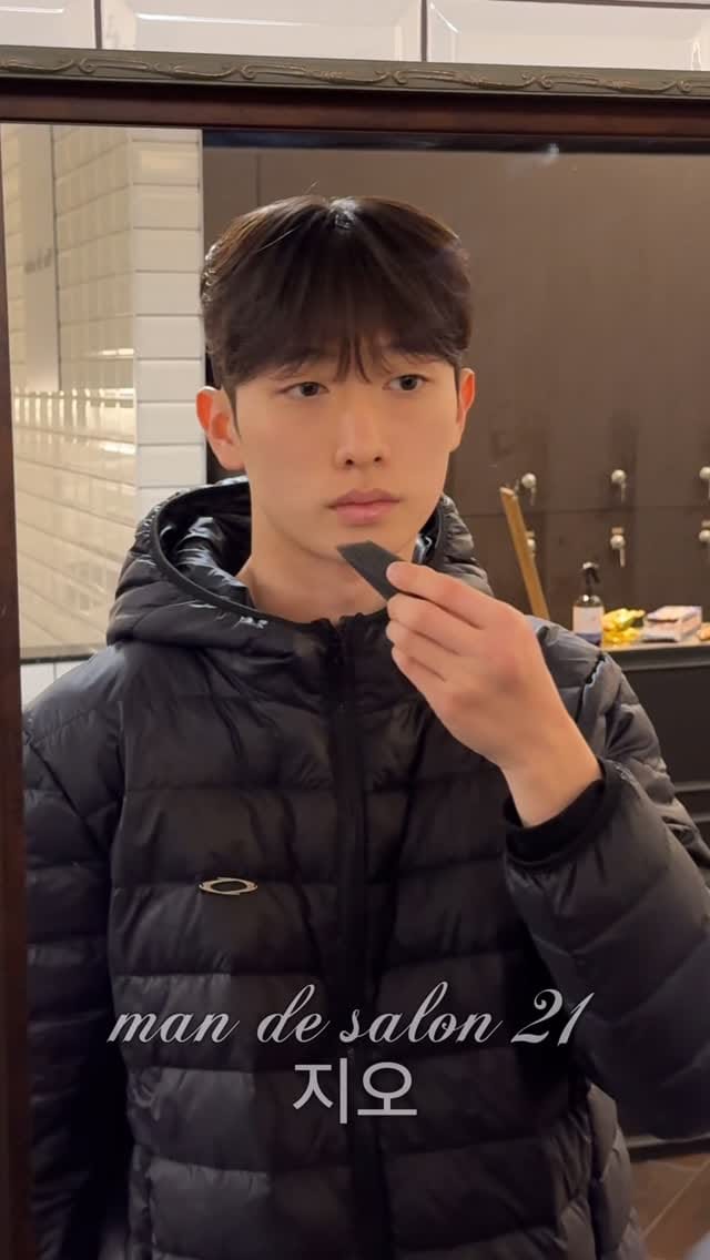Post 3 by 의정부미용실 맨드살롱 의정부역점 지오 원장 [열펌 전문 시스루펌,가르마펌,아이롱펌,볼륨매직,디자인다운펌] on Instagram (video)