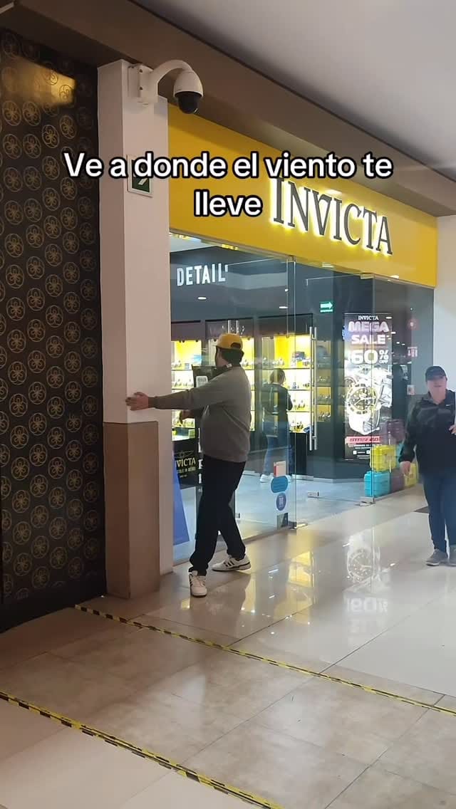 Post 9 by Relojes y gafas invicta on Instagram (video)