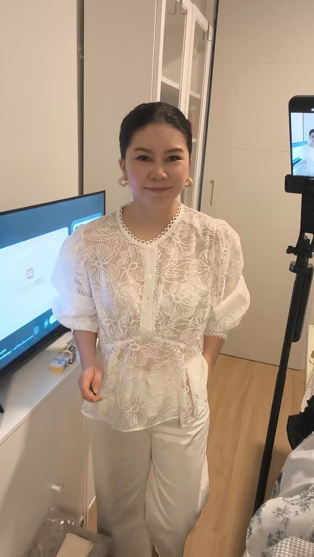 Post 8 by Stella And Seoul on Instagram (video)
