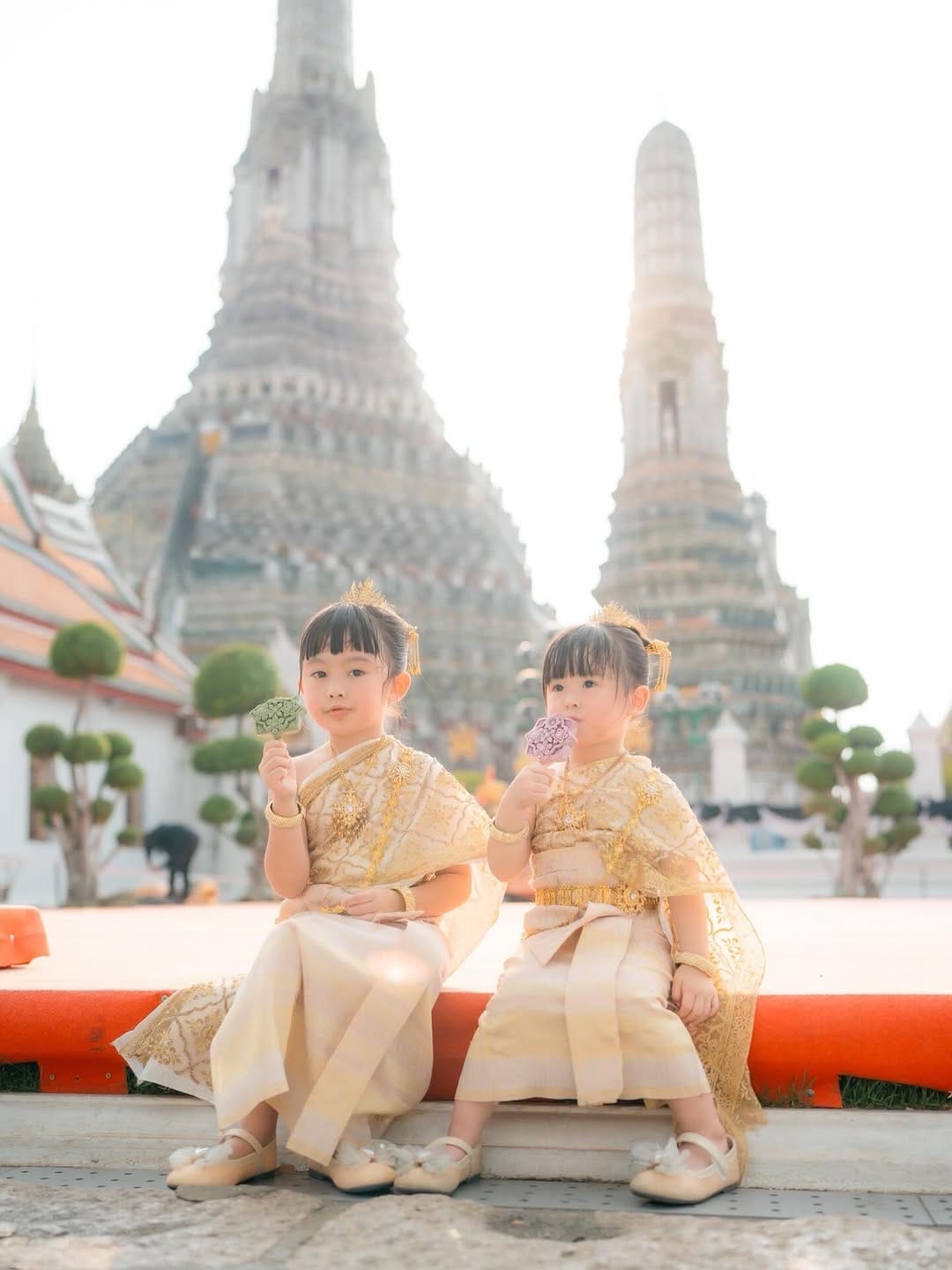 Post 4 by MAHASANÉ THAI COSTUME on Instagram (carousel)