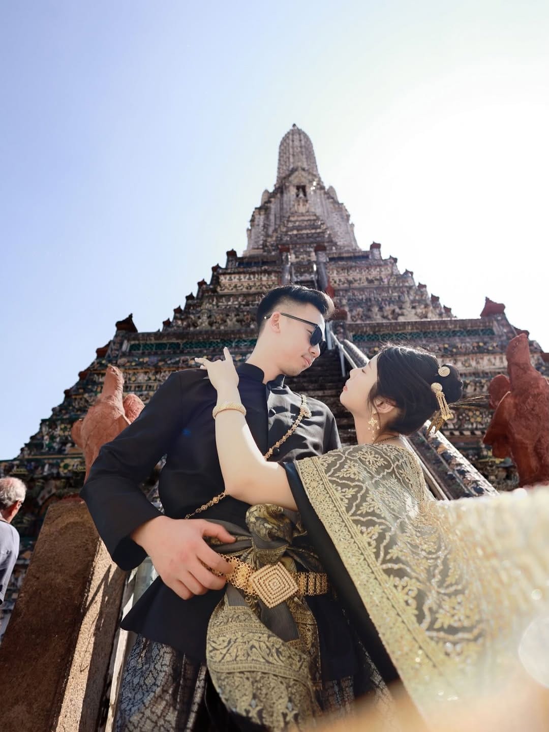 Post 7 by MAHASANÉ THAI COSTUME on Instagram (carousel)
