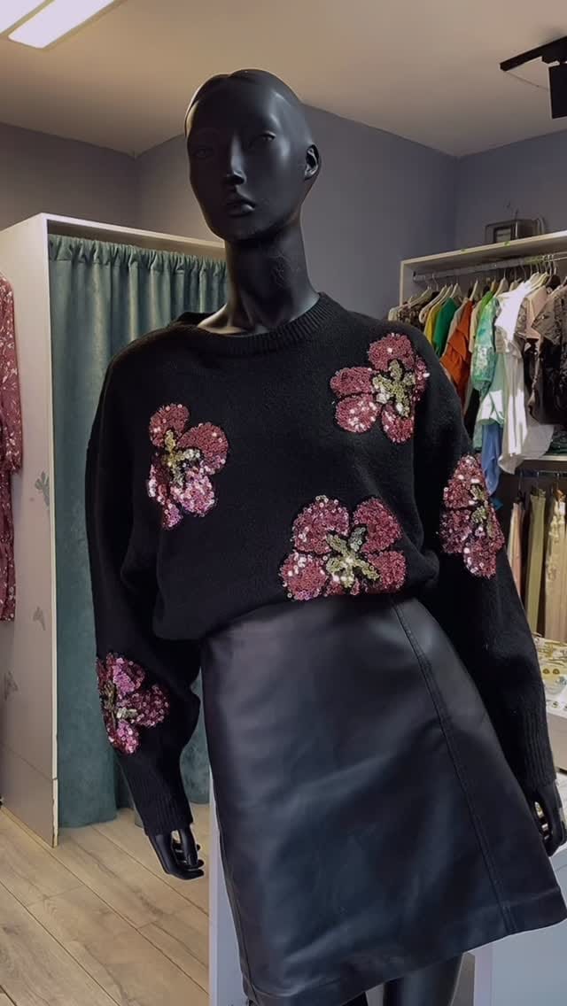 Post 10 by Butik📍 Donald📍 Elbasan📍🇦🇱 on Instagram (video)
