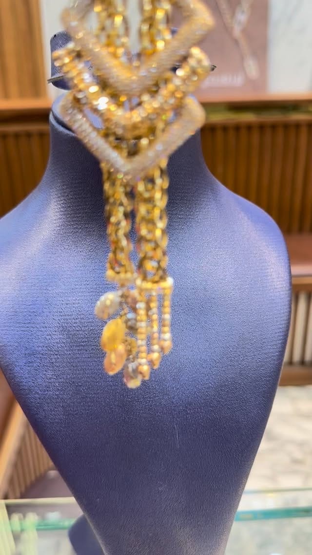 Post 8 by مجوهرات زمردة Zomoroda on Instagram (video)