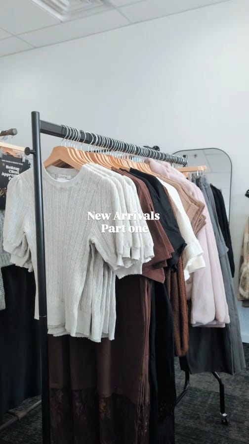 Post 6 by MIDWEST MUSE BOUTIQUE | PERMANENT JEWELRY | CHARM BAR on Instagram (video)