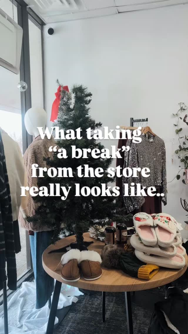 Post 9 by MIDWEST MUSE BOUTIQUE | PERMANENT JEWELRY | CHARM BAR on Instagram (video)
