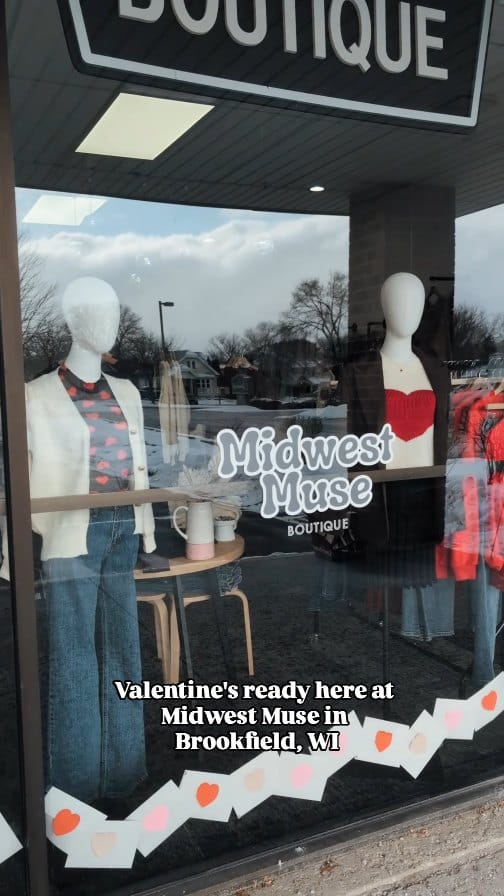 Post 1 by MIDWEST MUSE BOUTIQUE | PERMANENT JEWELRY | CHARM BAR on Instagram (video)