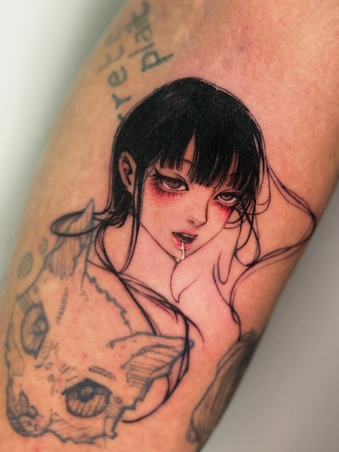 Post 2 by Domi Lee on Instagram (image)
