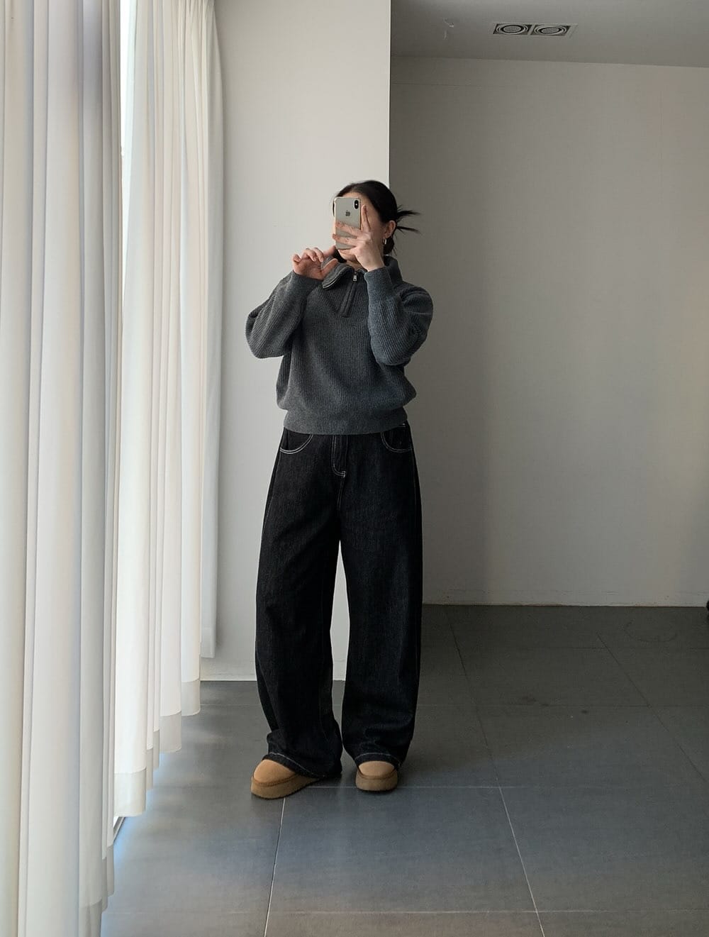 Post 4 by 172cm/77-88size/73kg on Instagram (carousel)