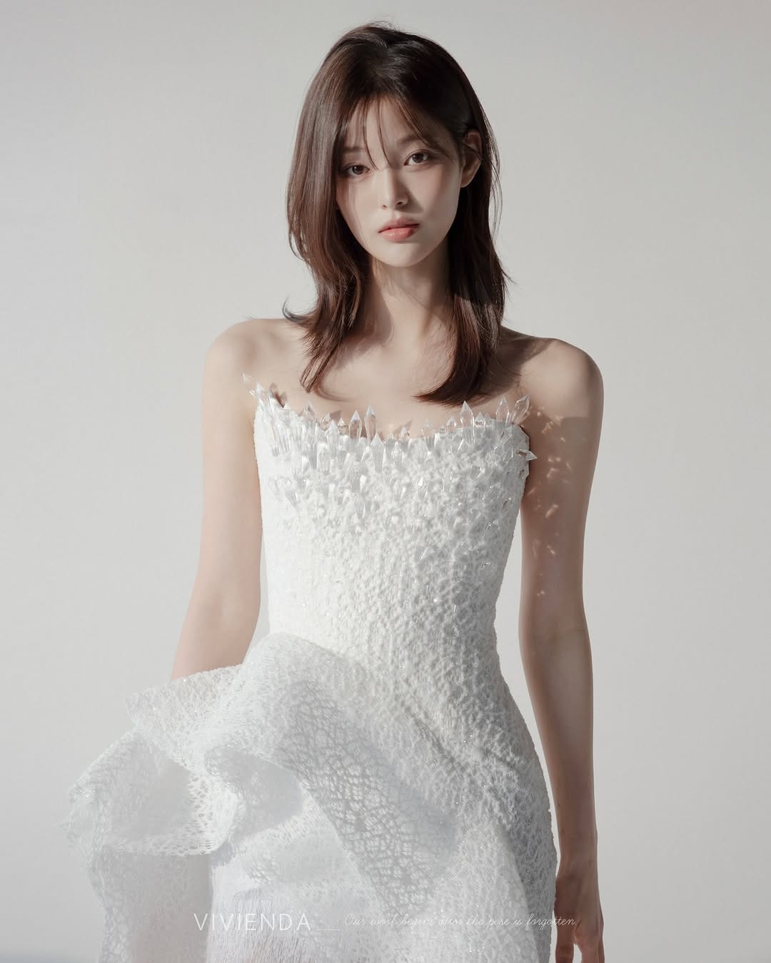 Post 4 by My Daughter's Wedding 마이도터스웨딩 on Instagram (carousel)