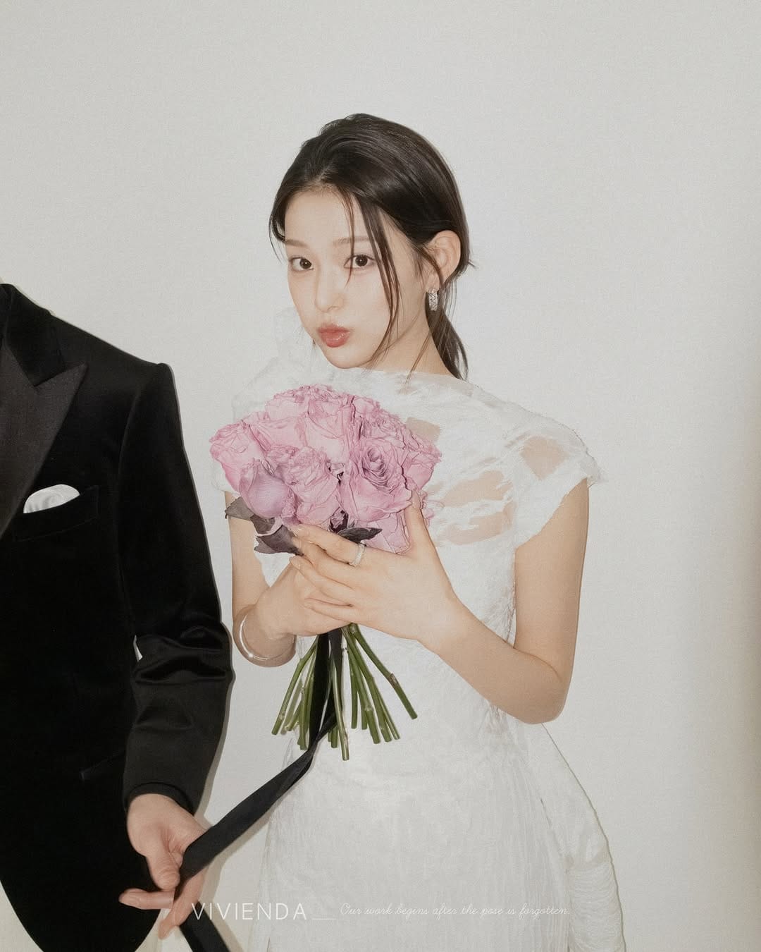 Post 5 by My Daughter's Wedding 마이도터스웨딩 on Instagram (carousel)