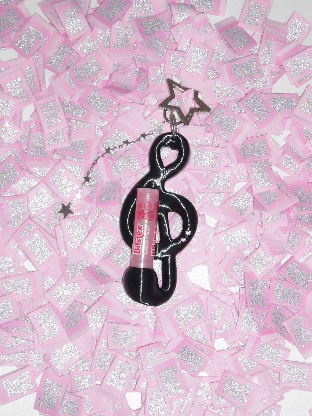 Post 10 by THINGS on Instagram (carousel)
