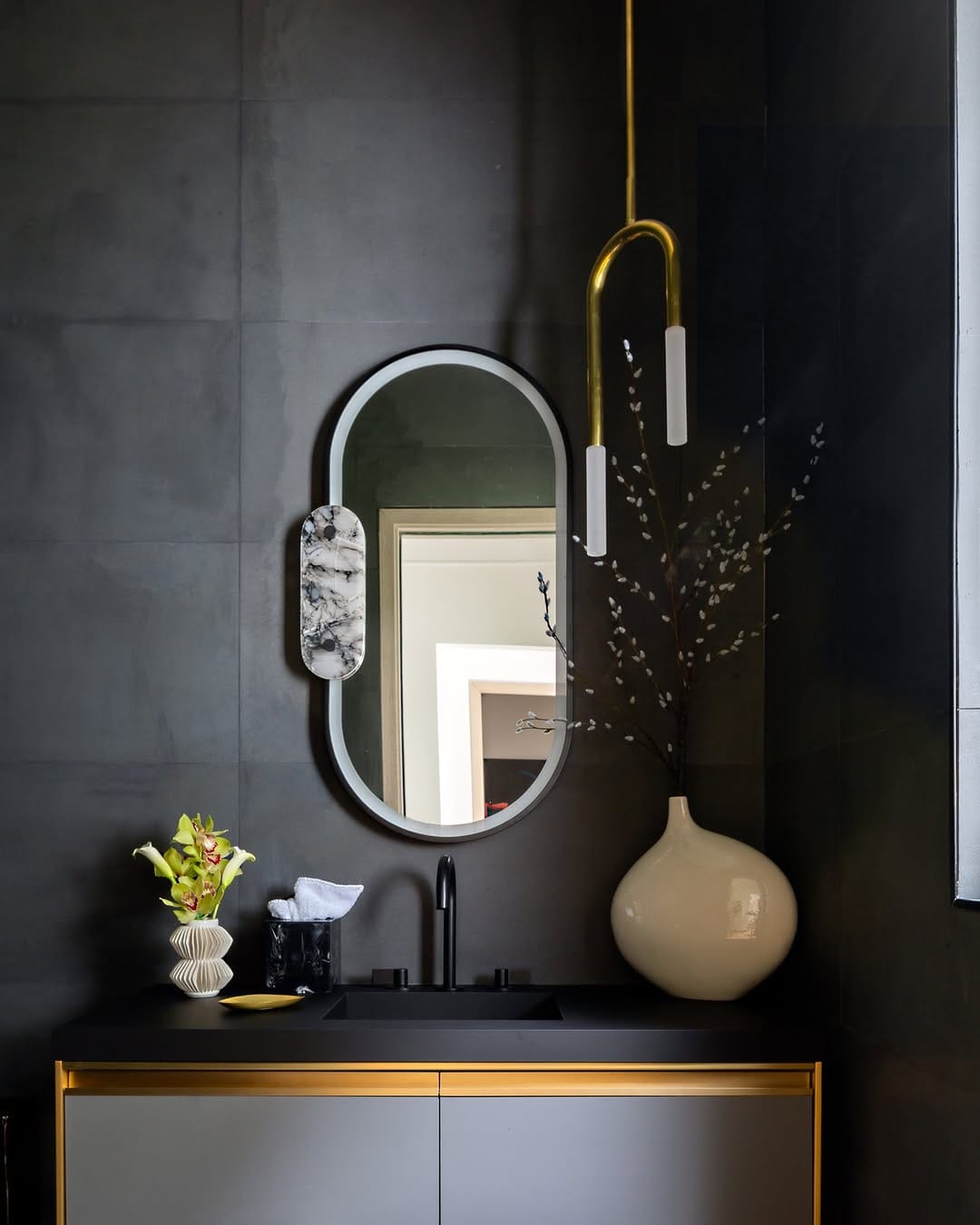 Post 7 by Visual Comfort & Co. on Instagram (image)