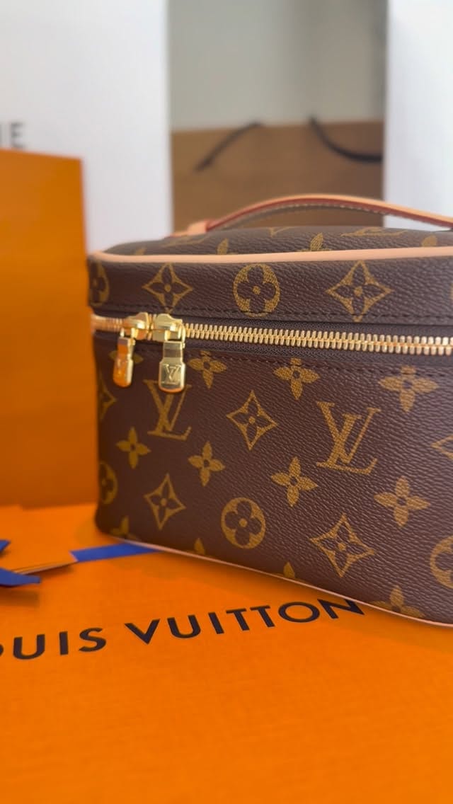 Post 7 by MIAMI SHOP on Instagram (video)