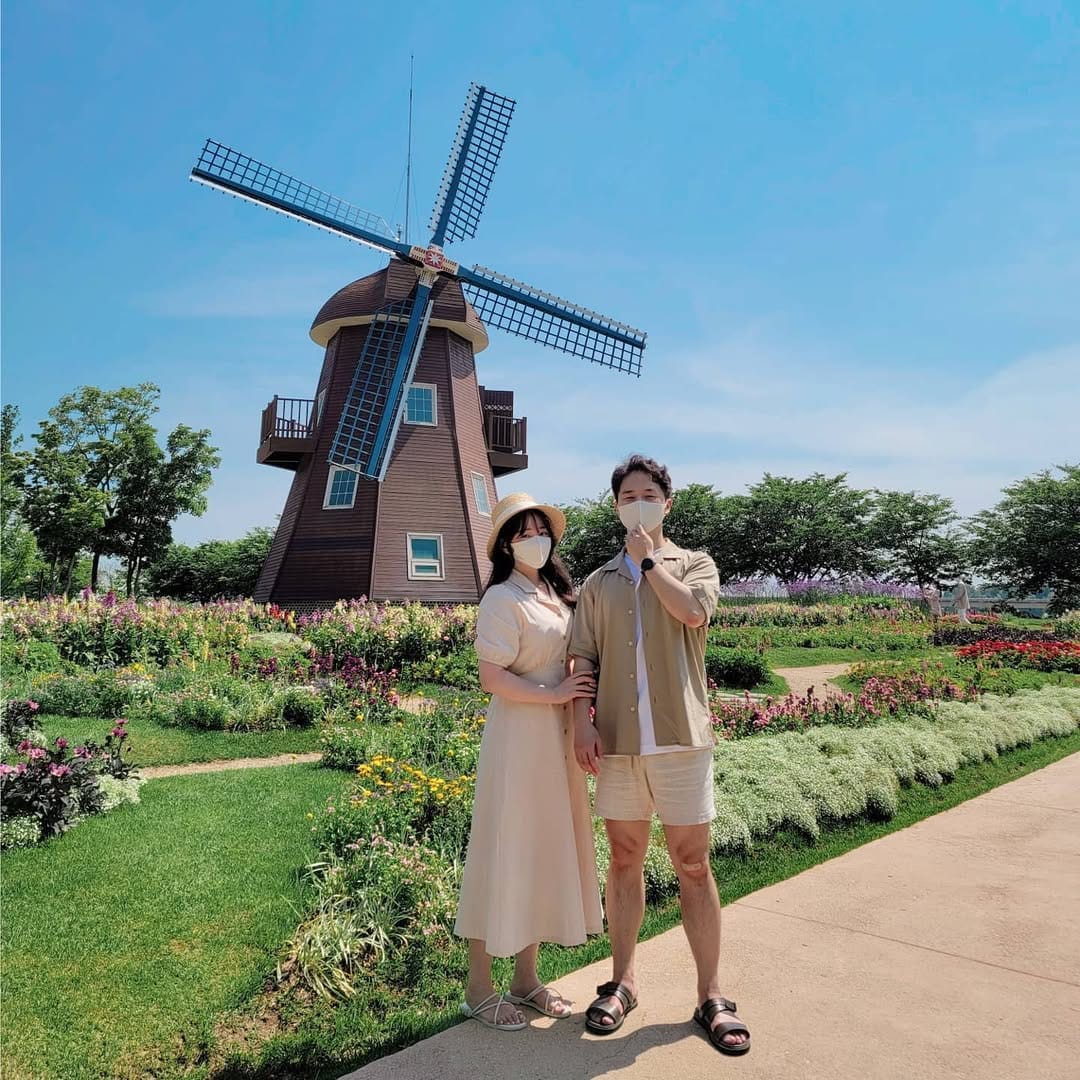 Post 3 by 김운학 on Instagram (carousel)