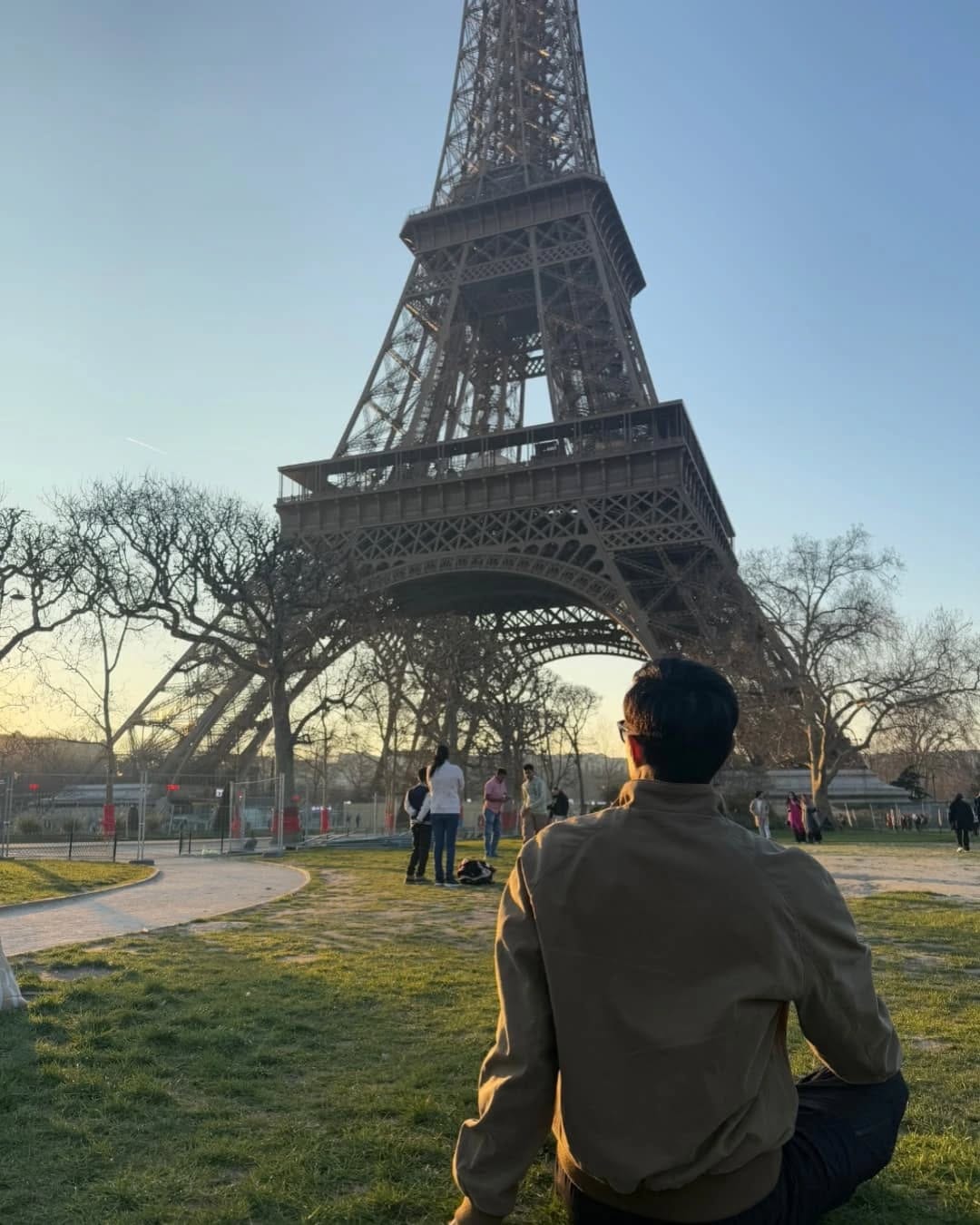 Post 8 by 호영수 on Instagram (carousel)