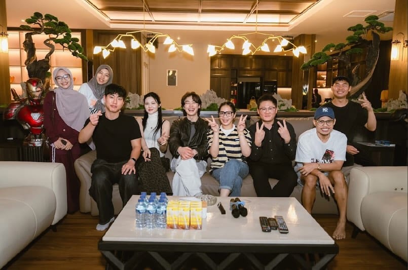 Post 4 by Seoul~~Founder Of LNB Group on Instagram (carousel)