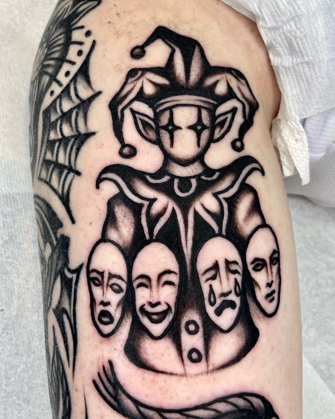 Post 7 by 올드스쿨타투 인천타투 traditionaltattoo 선한 on Instagram (carousel)