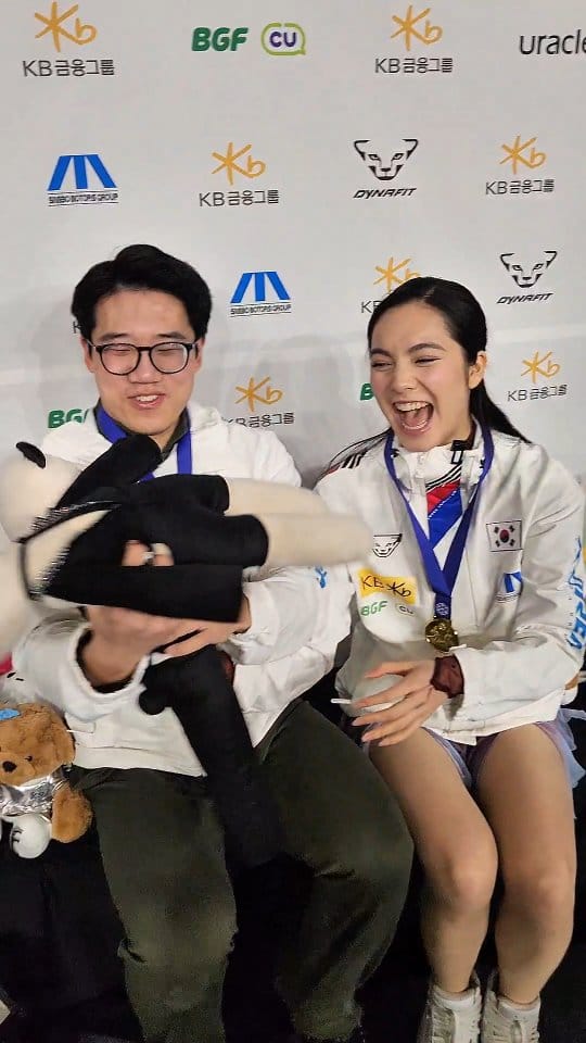 Post 3 by Hannah Lim (임해나 ♡⋆˚✿˖°) on Instagram (video)