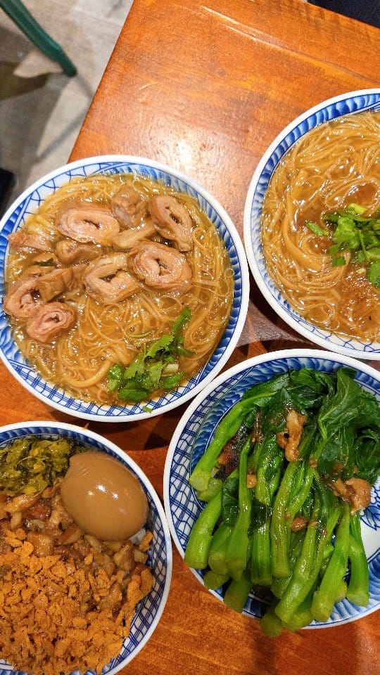 Post 3 by 토론토맛집 (ONLY ACCOUNT) on Instagram (video)